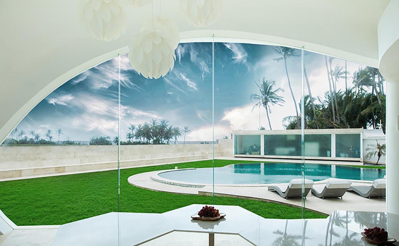 The Cloud Beachfront Villa Tabanan Ngoại thất bức ảnh