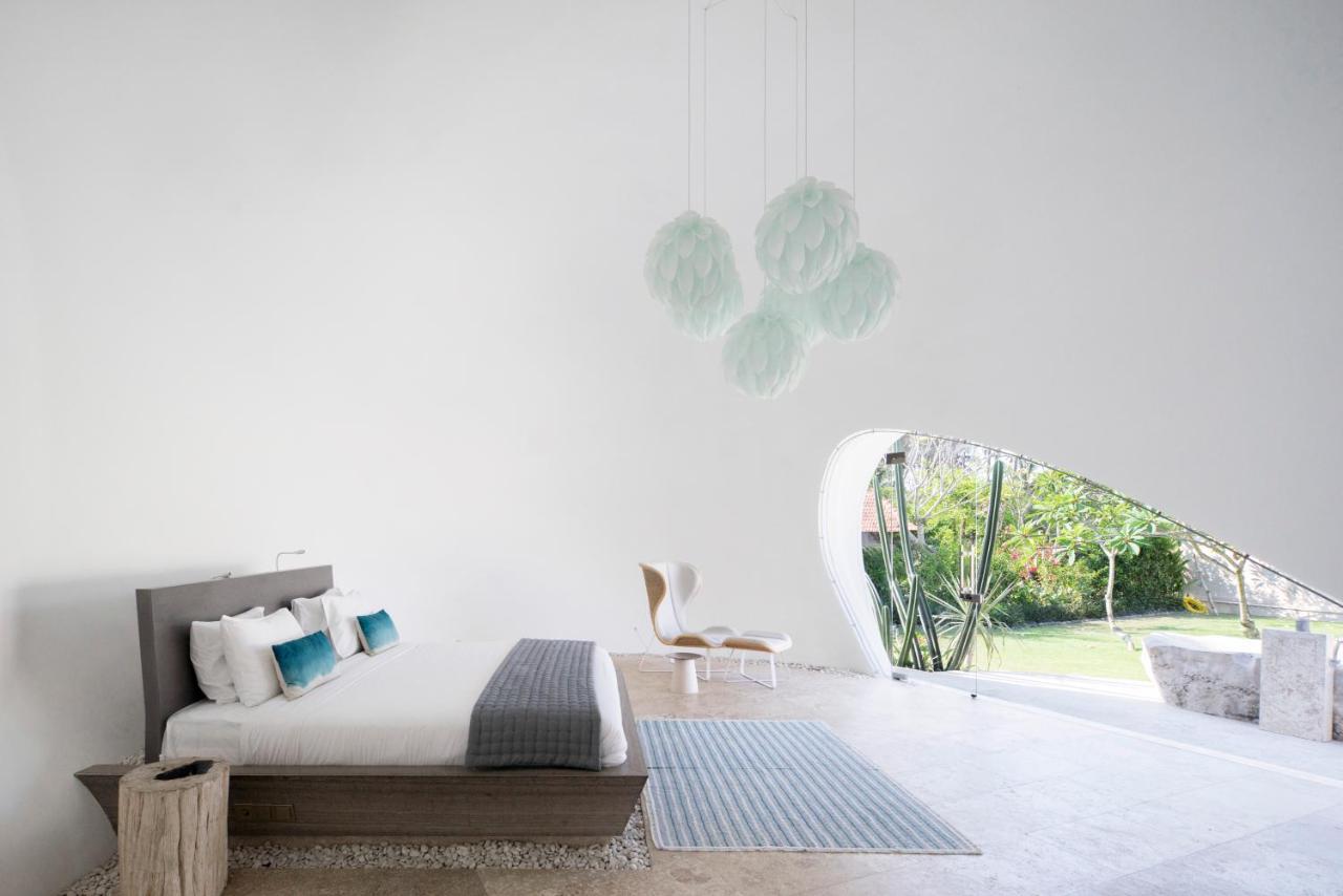 The Cloud Beachfront Villa Tabanan Ngoại thất bức ảnh